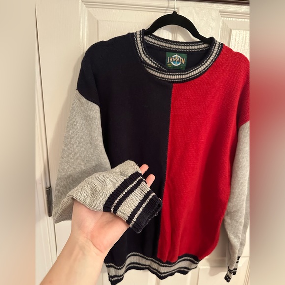 Cotton Crew Neck Vintage Sweater - Picture 8 of 9